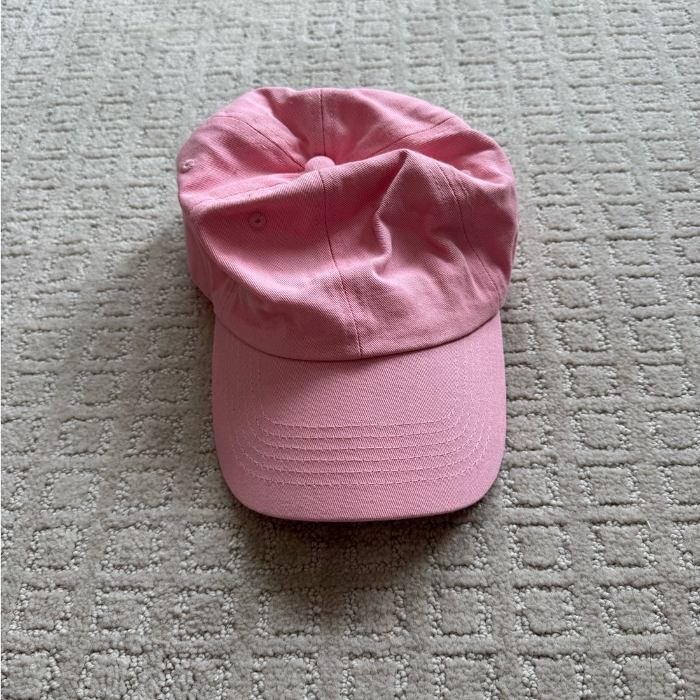 Men’s pink hat